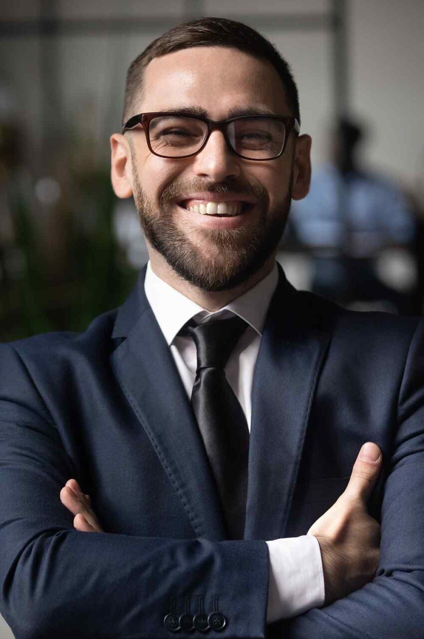 https://petsegrands.interlogados.com.br/wp-content/uploads/2020/08/team_05-850x1280.jpg